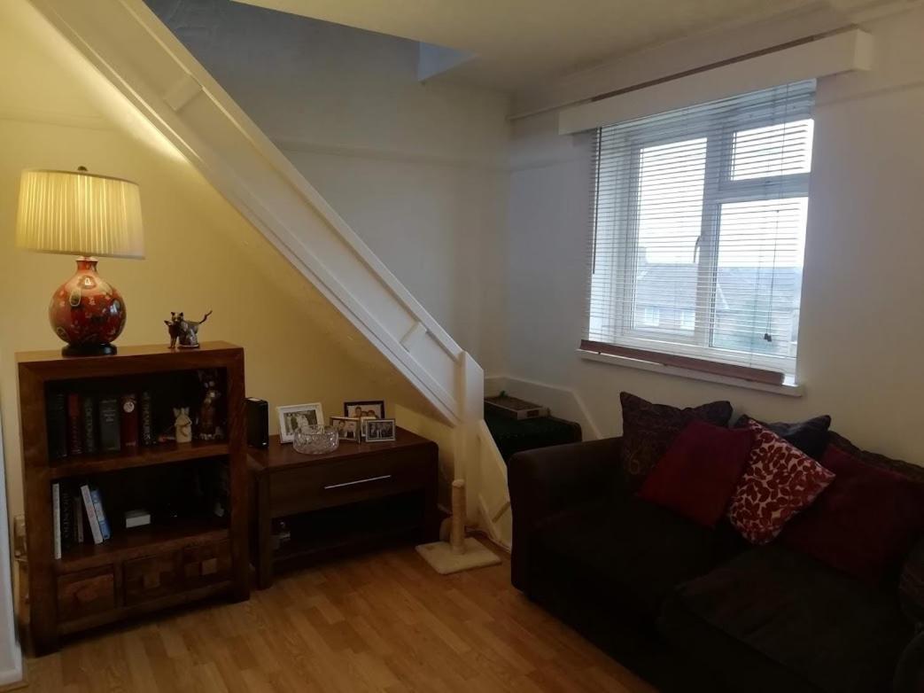 Апартаменты Cozy Loft In Bushey, 20 Mins By Train To Euston London Экстерьер фото
